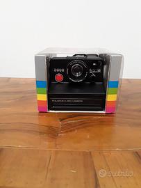 Polaroid Land Camera 2000