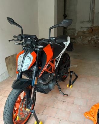 Ktm duke 390 anno 2020
