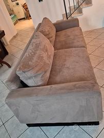 Divano 4 posti 