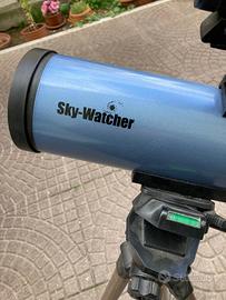 Telescopio Sky Watcher in foto