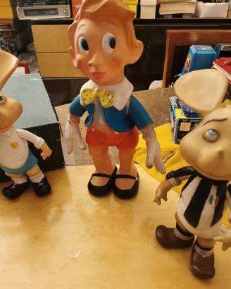 pupazzi topo gigio e pinocchio