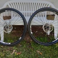  2 cerchi da e-mtb da 27,5