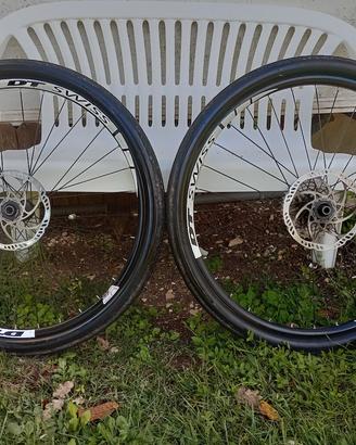  2 cerchi da e-mtb da 27,5
