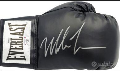 Mike Tyson  Everlast Boxing gloves.