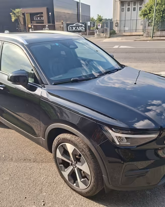 Volvo XC40 B3 automatico Core AUTOCARRO N1 5 POSTI