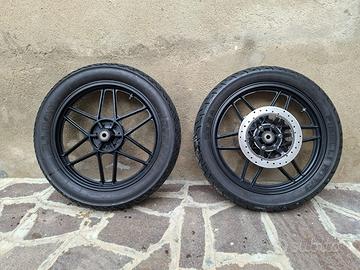 Cerchi Moto Guzzi V35 V50 V65