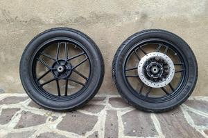 Cerchi Moto Guzzi V35 V50 V65