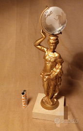 SCULTURA IN METALLO BIANCO vintage