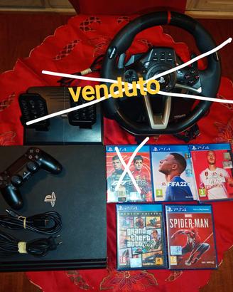 PS4+CONTRLLER+VOLANTE CON PEDALIERA C'È.