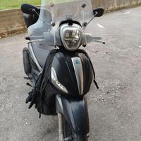 Beverly 350