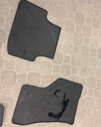 Tappetini e vasca in gomma cupra formentor