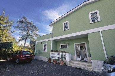 Villa o villino Roma [Cod. rif 3281264VRG]