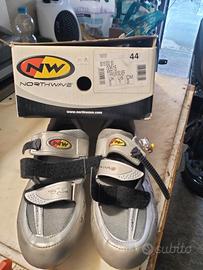 scarpe da ciclista Northwave