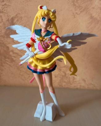 Sailor moon figure