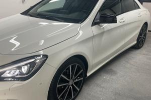 Mercedes CLA 220