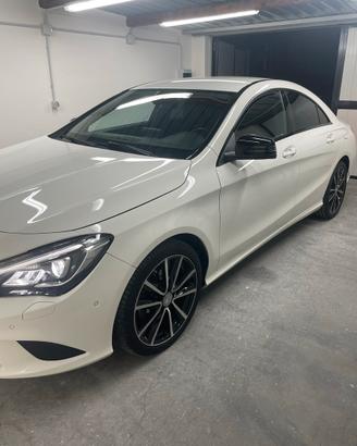 Mercedes CLA 220