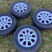 Cerchi in lega Volkswagen R15