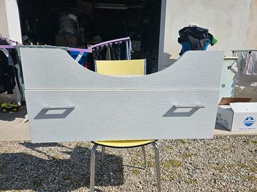 mobile  da bagno sospeso