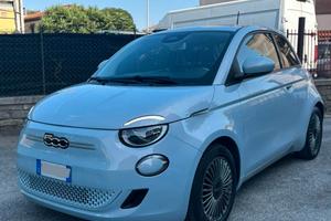 Fiat 500e Berlina 42 kWh Icon- UNIPRO.