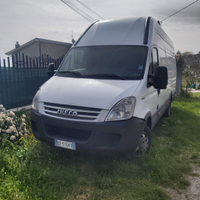 Furgone iveco dayli