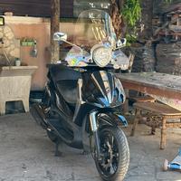 Veicolo di 21 anni D'Epoca