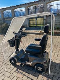 Scooter elettrico per disabili