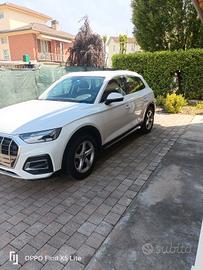 Audi Q5 TDI business advanced Mildhybrid 