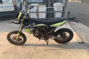 Fantic motard 50