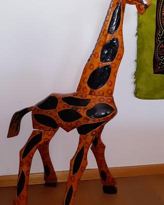 Grande giraffa in legno dall'Africa, pezzo unico