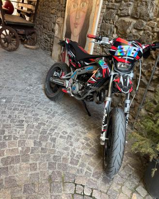 Aprilia sx