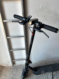 Monopattino elettrico Vivobike V-30e