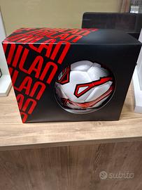 Milan Cofanetto con pallone,edt e showr gel