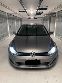 Volkswagen Golf 5p 1.4 tgi Highline