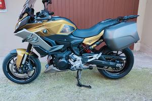 BMW f 900 XR