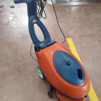 lavapavimenti industriale  a corrente