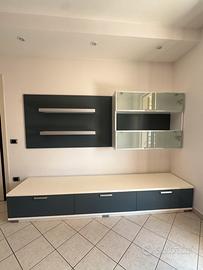 Mobile TV 3,70 m con Boiserie e Mensole LED