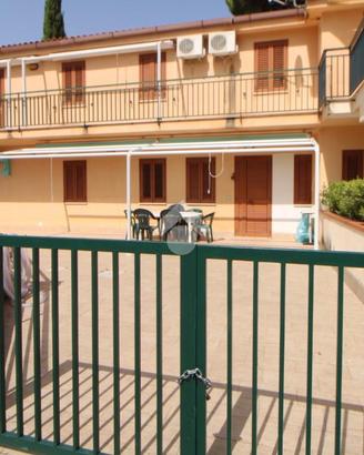 4 LOCALI A CENTOLA