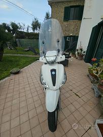 Piaggio Medley 125