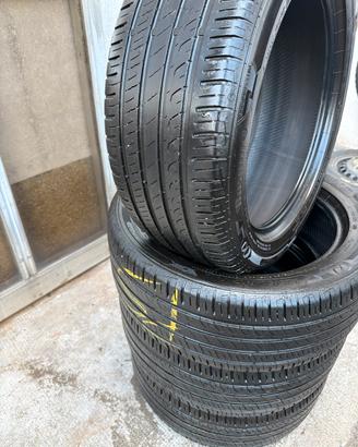Pneumatici 225/50-17 estive