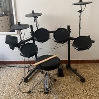 Batteria elettronica Alesis + sgabello RockJam