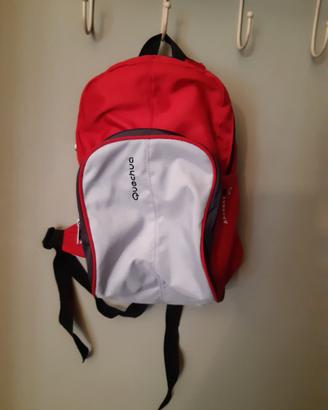 zainetto sportivo quechua arpenaz 10