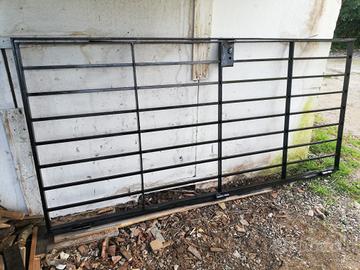 gratta in ferro 