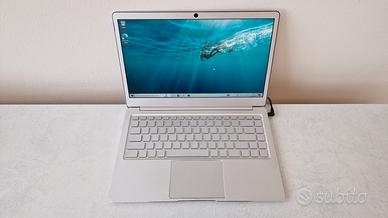 Notebook ultra Sottile EzBook X4 - ex Demo Negozio