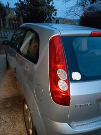 Ford Fiesta 1.4 tdci 3 p ghia