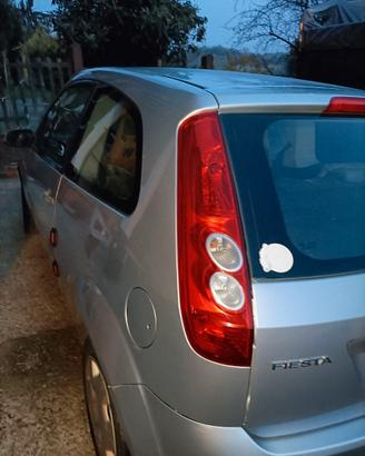 Ford Fiesta 1.4 tdci 3 p ghia