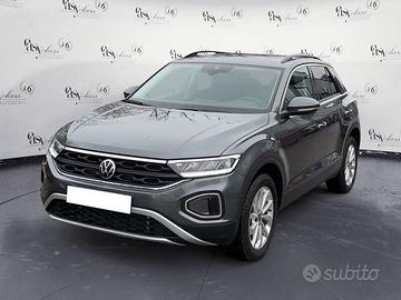 Volkswagen T-Roc 1.5 tsi Life dsg LED NAVI ACC