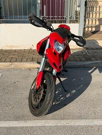 Ducati Hypermotard 796 - 2010