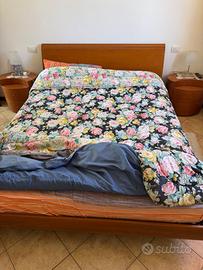 Letto Matrimoniale legno di ciliegio