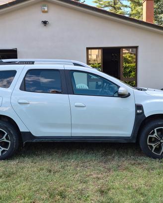 Dacia Duster 1.5 Dci 110cv 2018 gancio traino