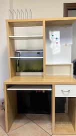 Scrivania libreria + ripiani e pannello magnetico